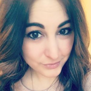 Meet your Posher, Melanie